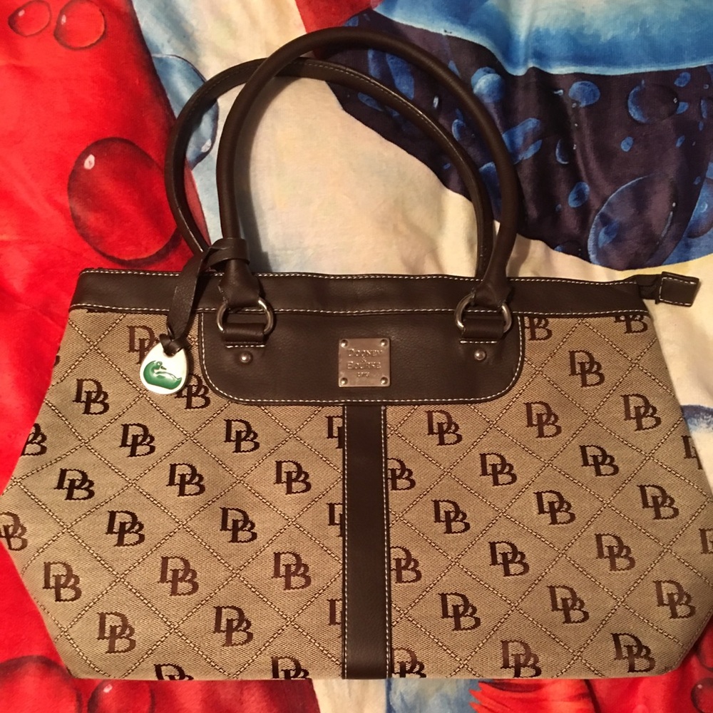Dooney and Bourke purse